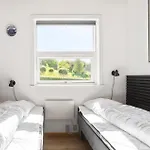 3 Bedroom Lovely In Feriehus