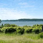 3 Bedroom Lovely In Сasa de vacaciones Egernsund
