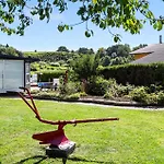 3 Bedroom Lovely In *