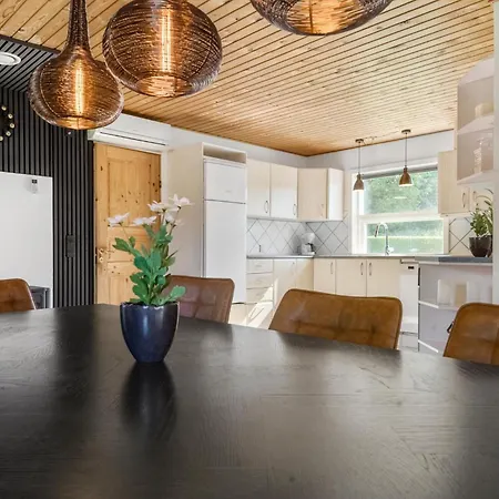 3 Bedroom Lovely In Hébergement de vacances Egernsund