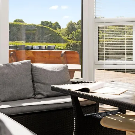 3 Bedroom Lovely In *