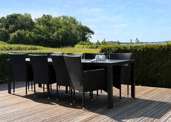 3 Bedroom Lovely In 別荘